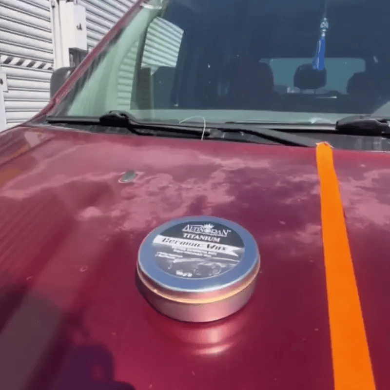 Ceramic Wax ® - Cera Restauradora de Titanium + 🎁 Regalo sorpresa para tu vehículo